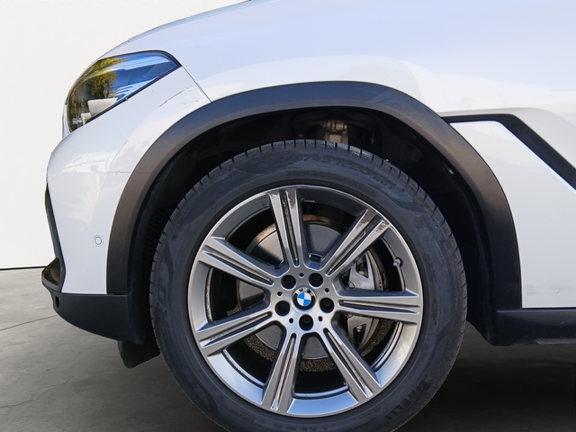 BMW X6 xDrive40i color Blanco. Año 2021. 250KW(340CV). Gasolina. En concesionario GANDIA Automoviles Fersan, S.A. de Valencia