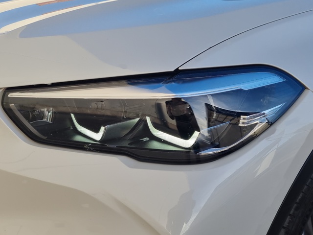 BMW X6 xDrive40i color Blanco. Año 2021. 250KW(340CV). Gasolina. En concesionario GANDIA Automoviles Fersan, S.A. de Valencia