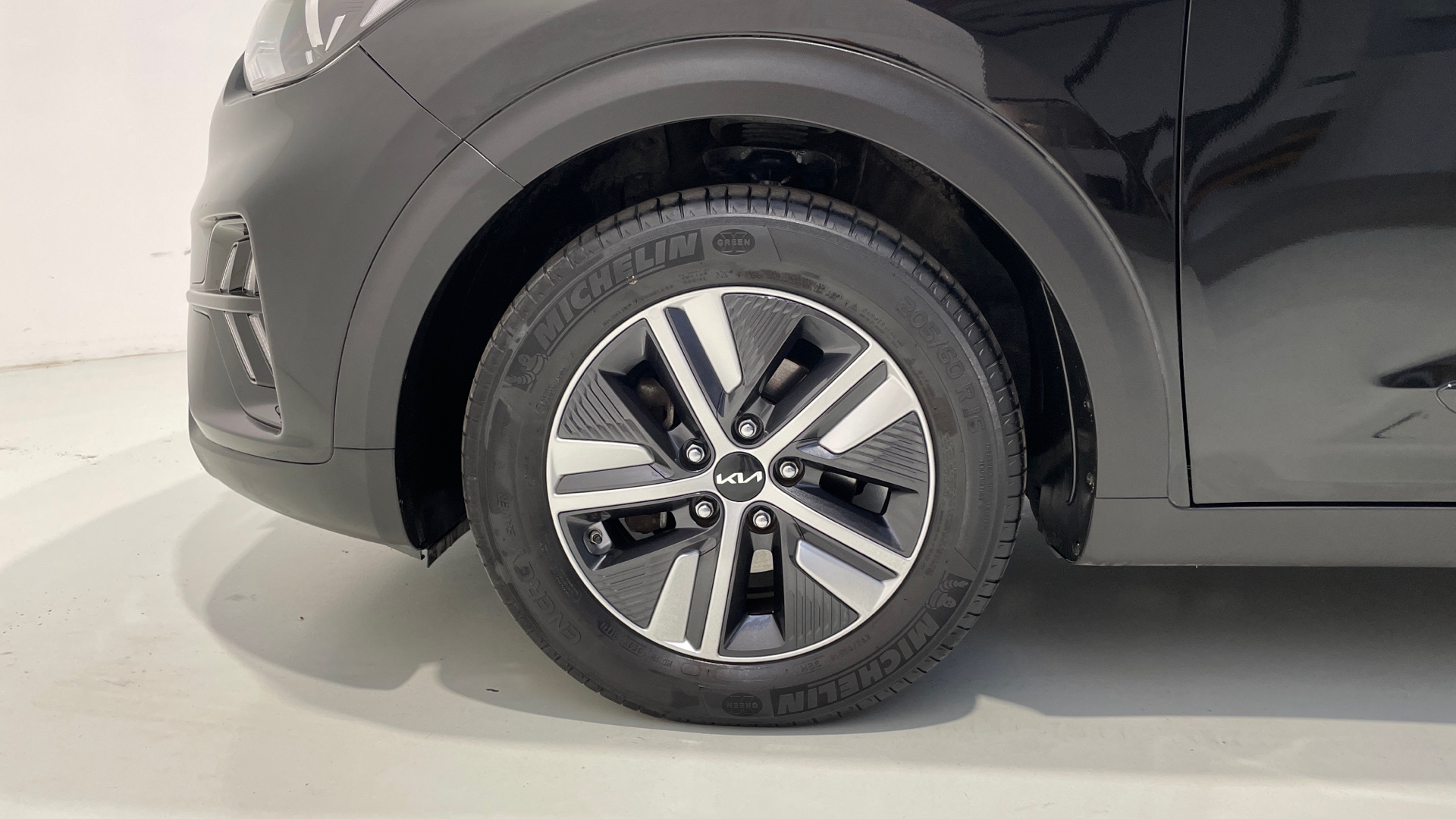 Kia Niro 1.6 GDi HEV Híbrido en Barcelona