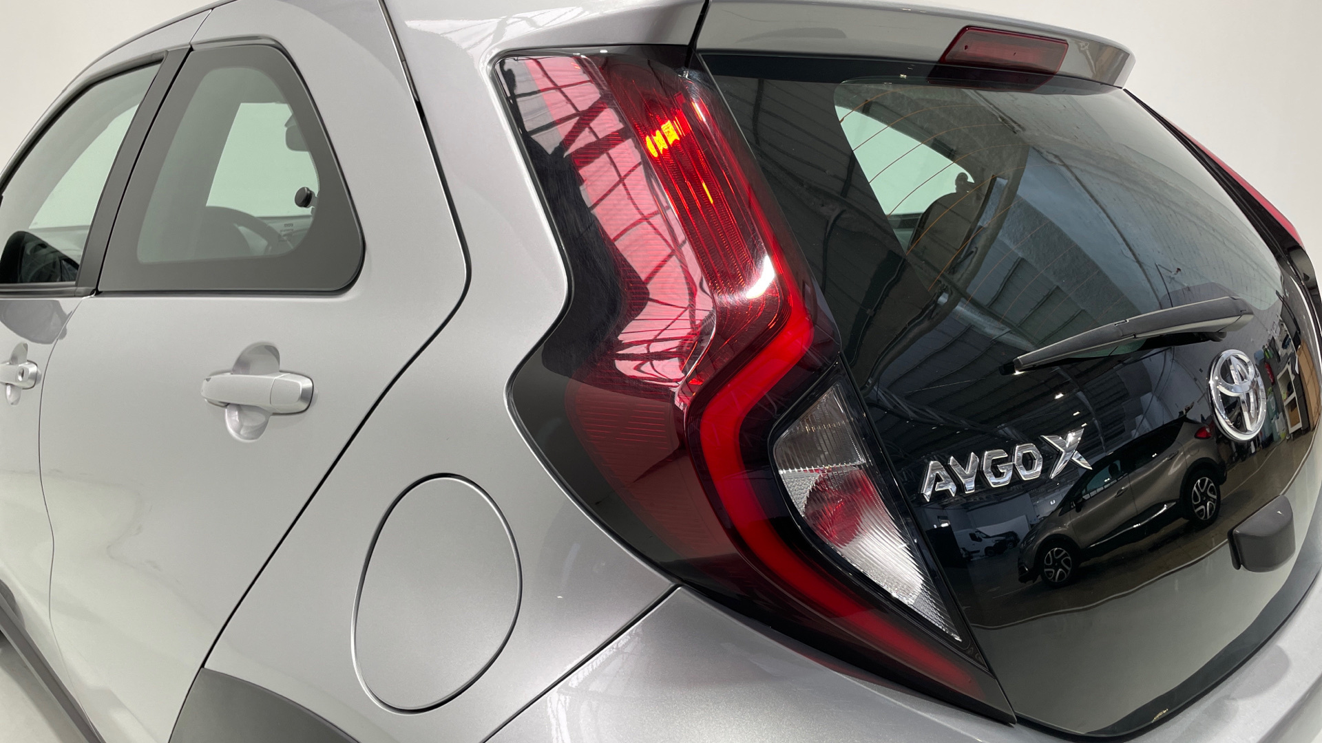 Toyota Aygo X Cross 1.0 VVT-i en Barcelona