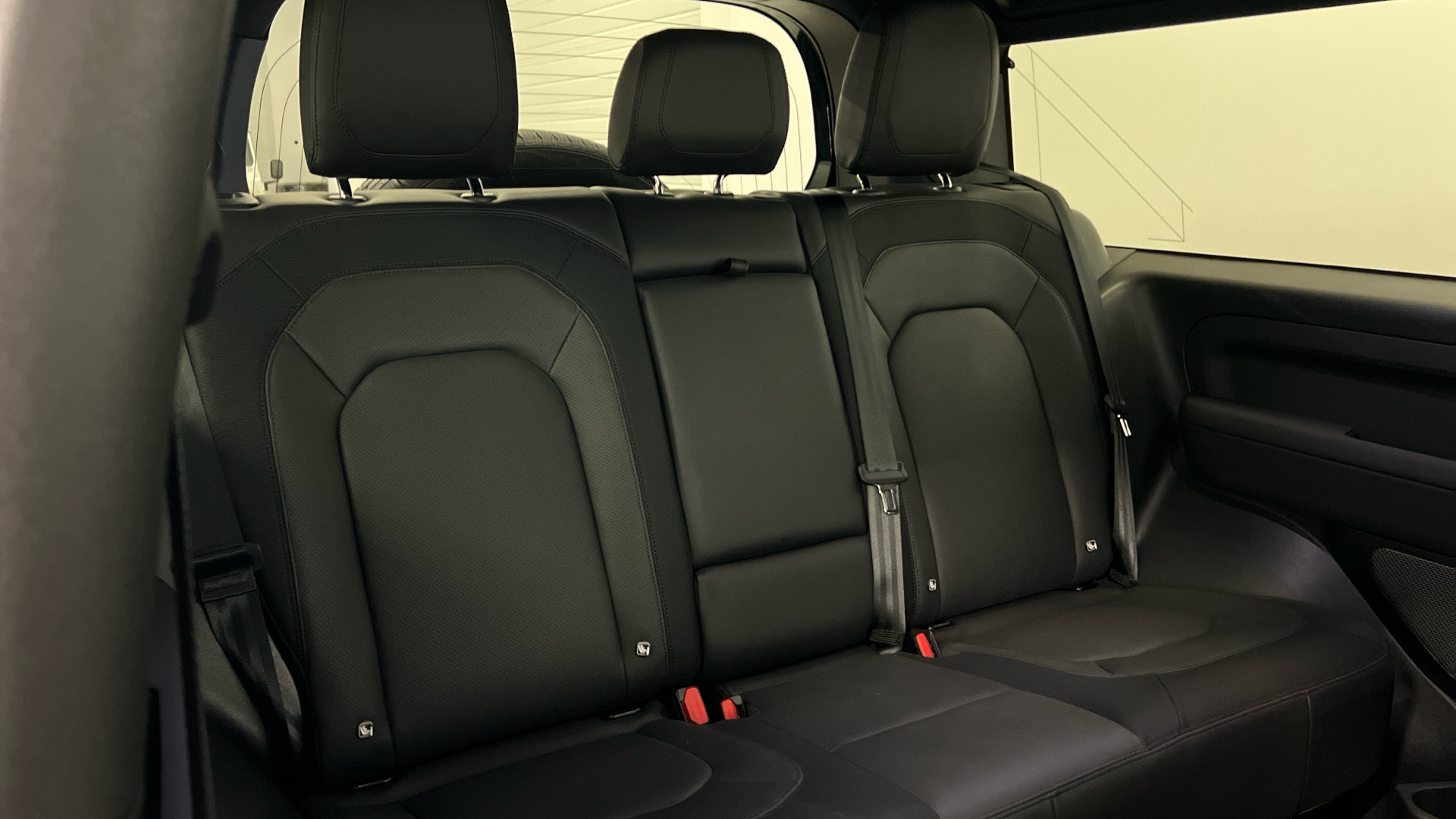 Land Rover Defender 110 3.0 I6 MHEV en Barcelona