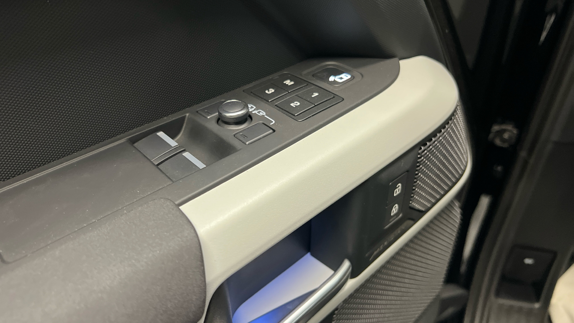 Land Rover Defender 110 3.0 I6 MHEV en Barcelona