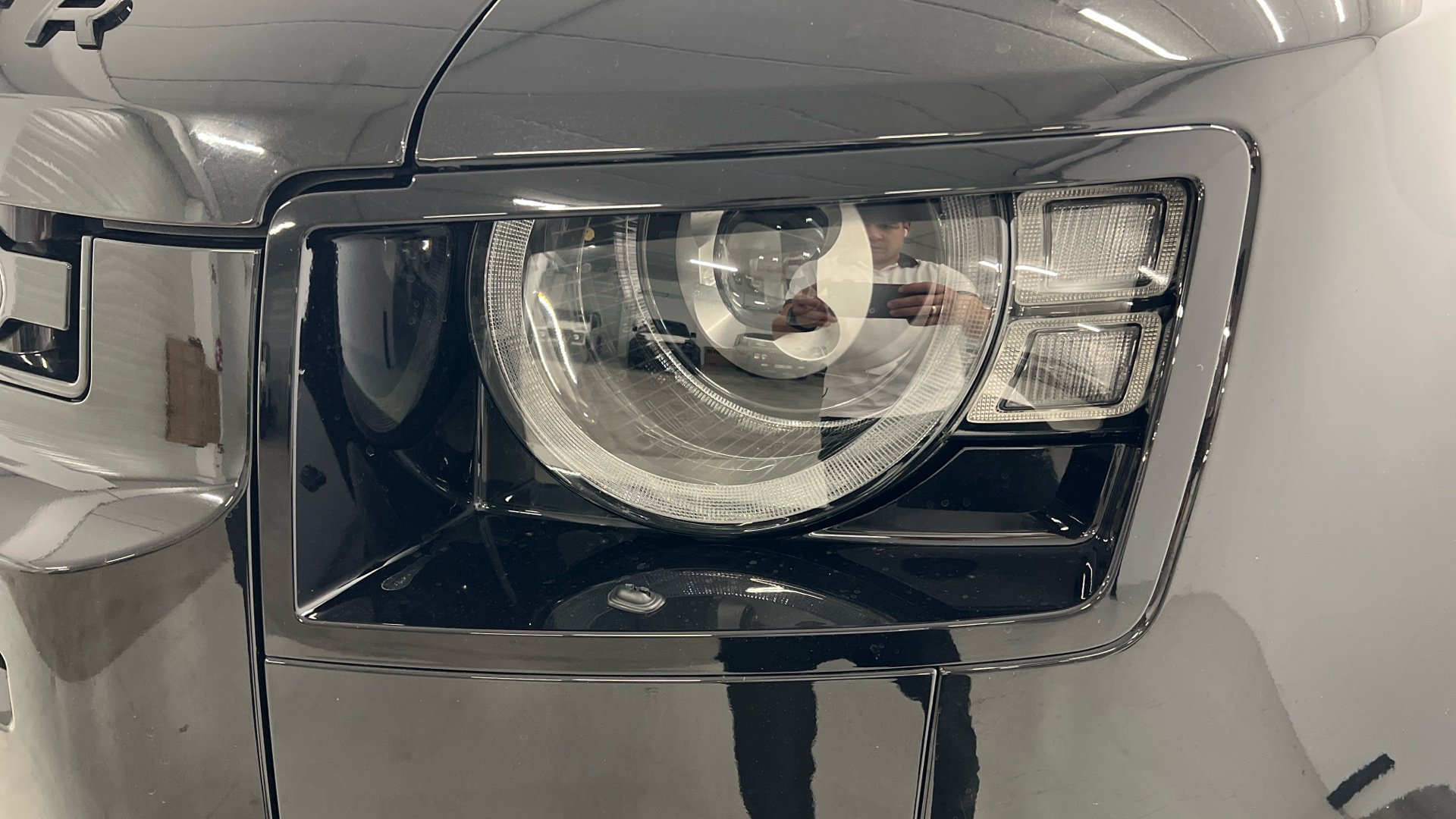 Land Rover Defender 110 3.0 I6 MHEV en Barcelona