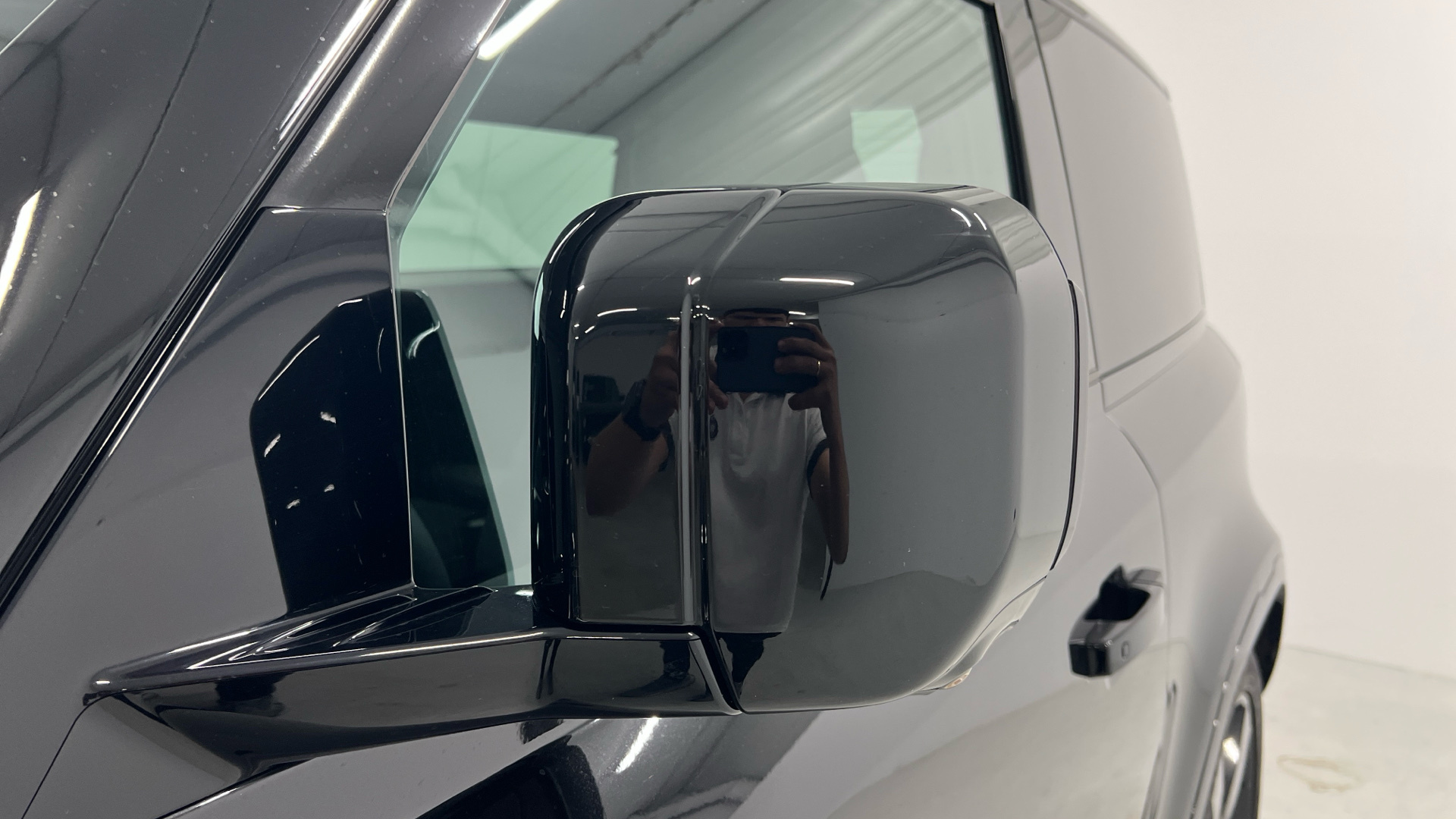 Land Rover Defender 110 3.0 I6 MHEV en Barcelona