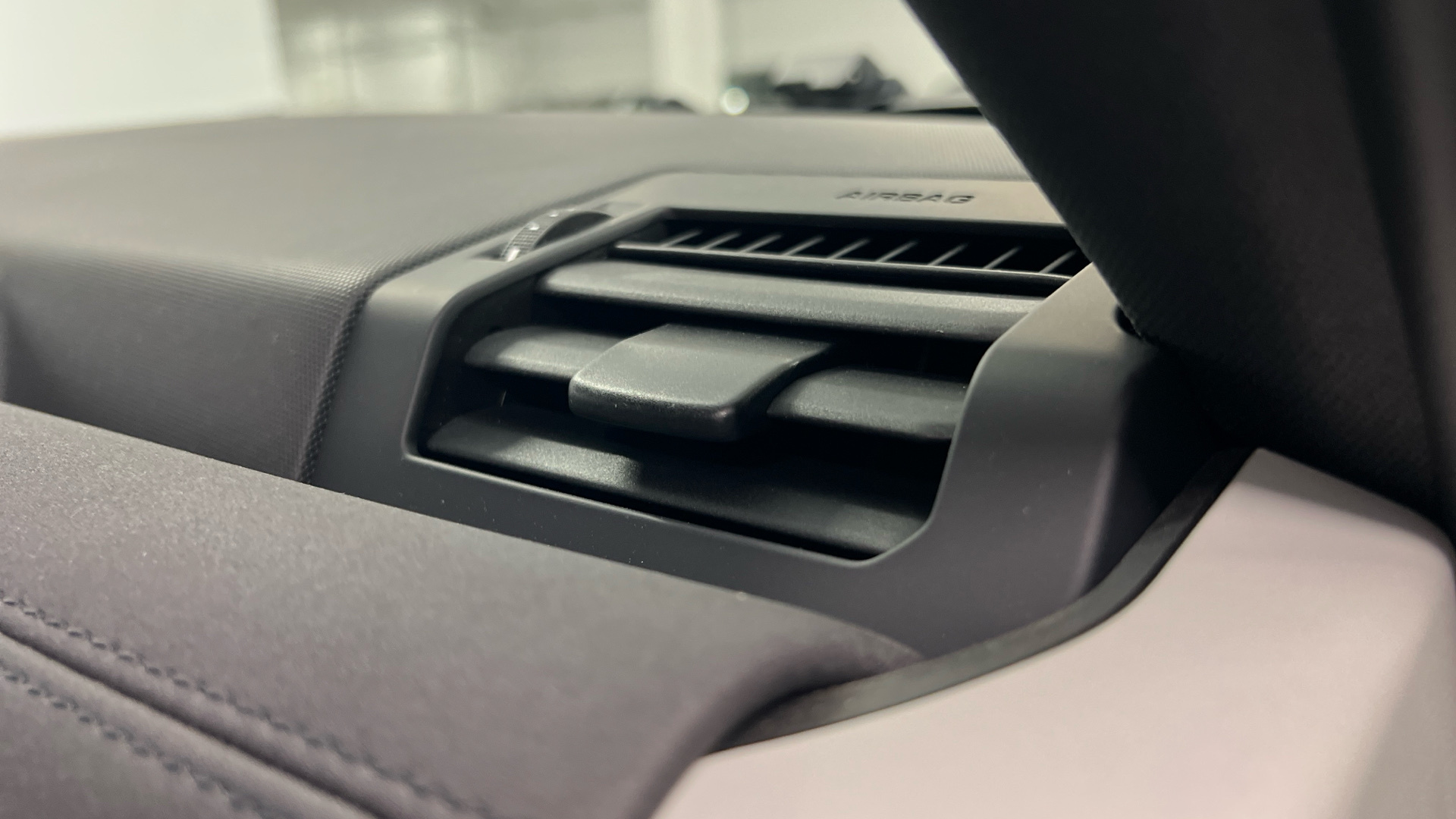 Land Rover Defender 110 3.0 I6 MHEV en Barcelona