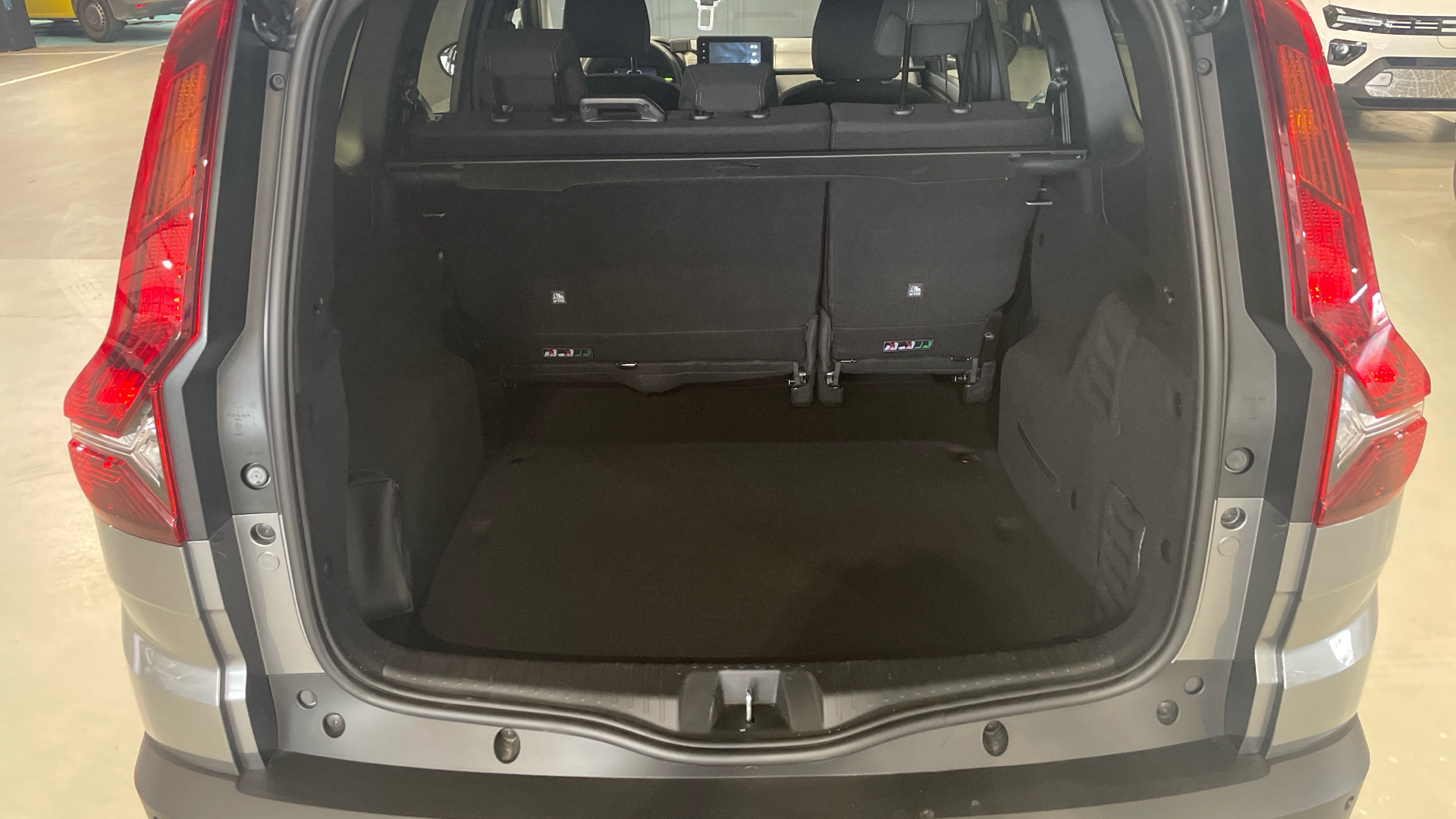 Dacia Jogger Hybrid en Barcelona