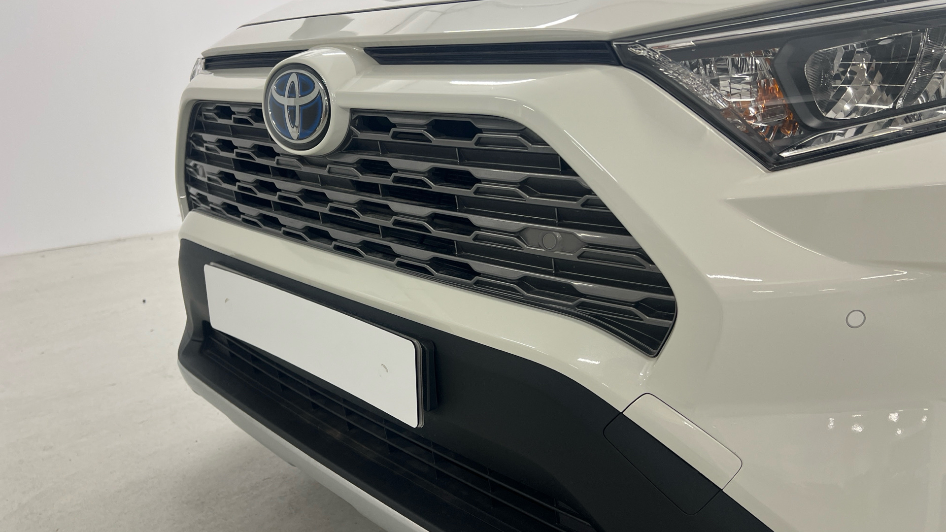 Toyota Rav4 2.5l hybrid en Barcelona