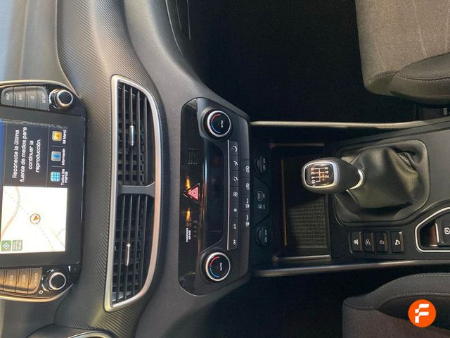 Foto 13 Hyundai Tucson 1.6 CRDI 48V SLE 4x2 85 kW (116 CV)