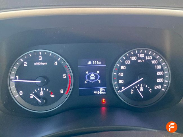 Foto 14 Hyundai Tucson 1.6 CRDI 48V SLE 4x2 85 kW (116 CV)