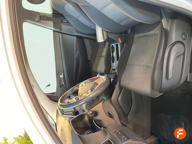 Foto 18 Hyundai Tucson 1.6 CRDI 48V SLE 4x2 85 kW (116 CV)