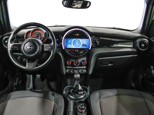 fotoG 6 del MINI MINI 5 Puertas Cooper 100 kW (136 CV) 136cv Gasolina del 2023 en Barcelona