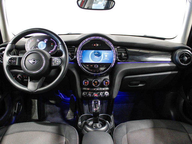 fotoG 6 del MINI MINI 5 Puertas Cooper 100 kW (136 CV) 136cv Gasolina del 2022 en Barcelona