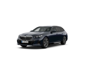 Fotos de BMW Serie 5 520d Touring color Negro. Año 2025. 145KW(197CV). Diésel. En concesionario Barcelona Premium -- GRAN VIA de Barcelona
