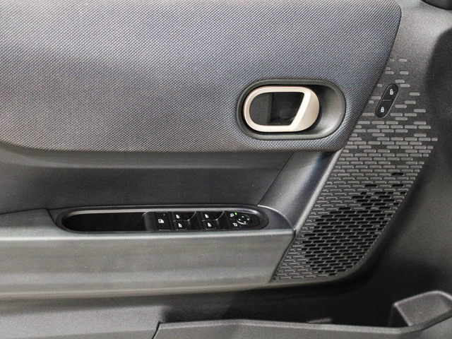 fotoG 15 del MINI MINI 5 Puertas Cooper C 115 kW (156 CV) 156cv Gasolina del 2025 en Barcelona