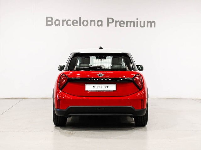 fotoG 4 del MINI MINI 5 Puertas Cooper C 115 kW (156 CV) 156cv Gasolina del 2025 en Barcelona