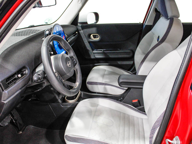 fotoG 10 del MINI MINI 5 Puertas Cooper C 115 kW (156 CV) 156cv Gasolina del 2025 en Barcelona