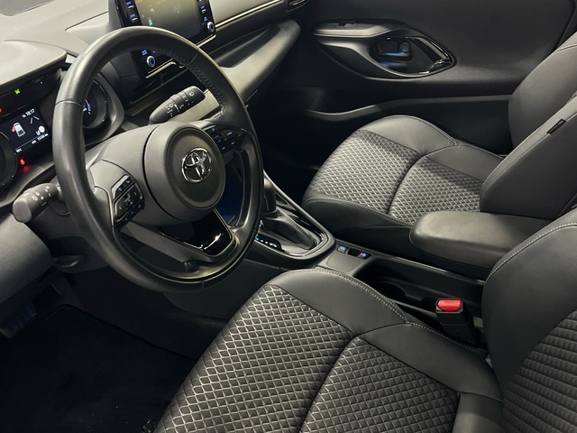 Toyota Yaris 120H Style 85 kW (116 CV)
