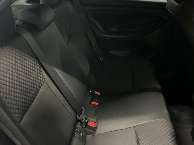 Toyota Yaris 120H Style 85 kW (116 CV)