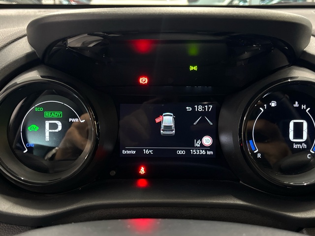 Toyota Yaris 120H Style 85 kW (116 CV)