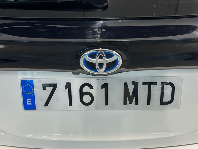 Toyota Yaris 120H Style 85 kW (116 CV)