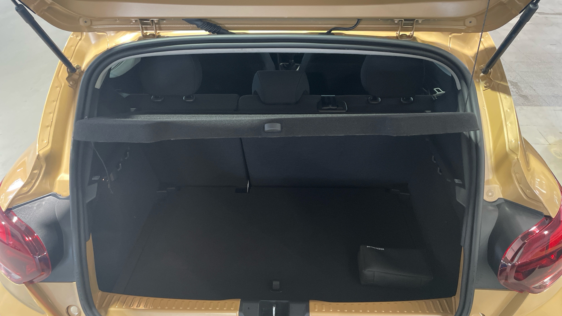 Dacia Sandero ECO-G 100 en Barcelona