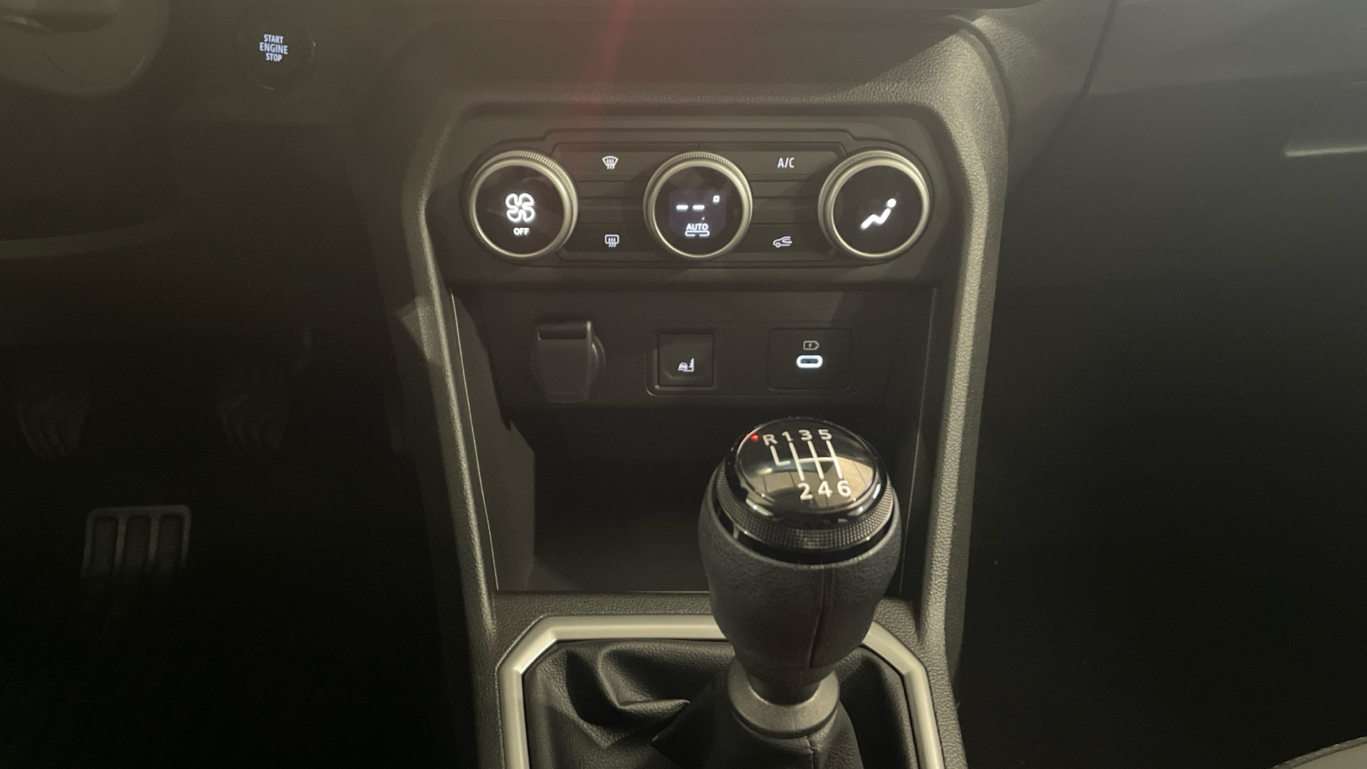 Dacia Sandero ECO-G 100 en Barcelona