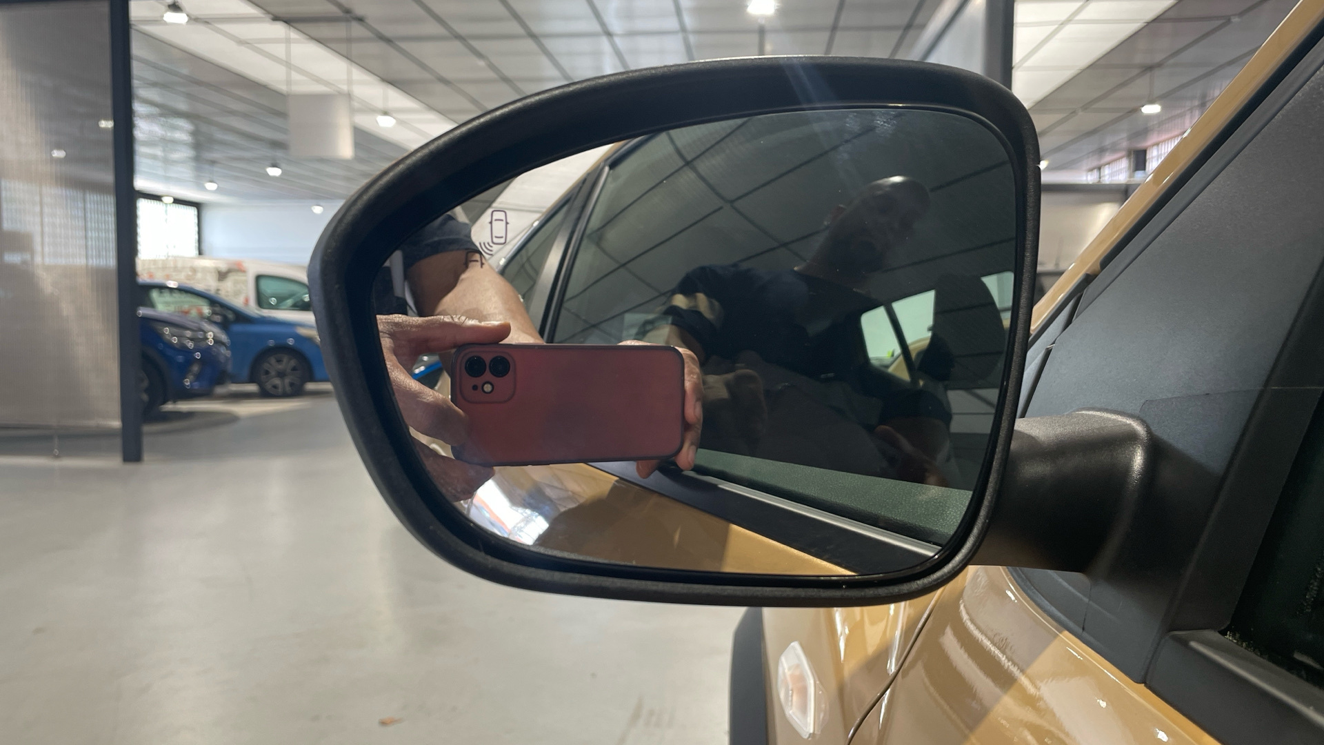 Dacia Sandero ECO-G 100 en Barcelona