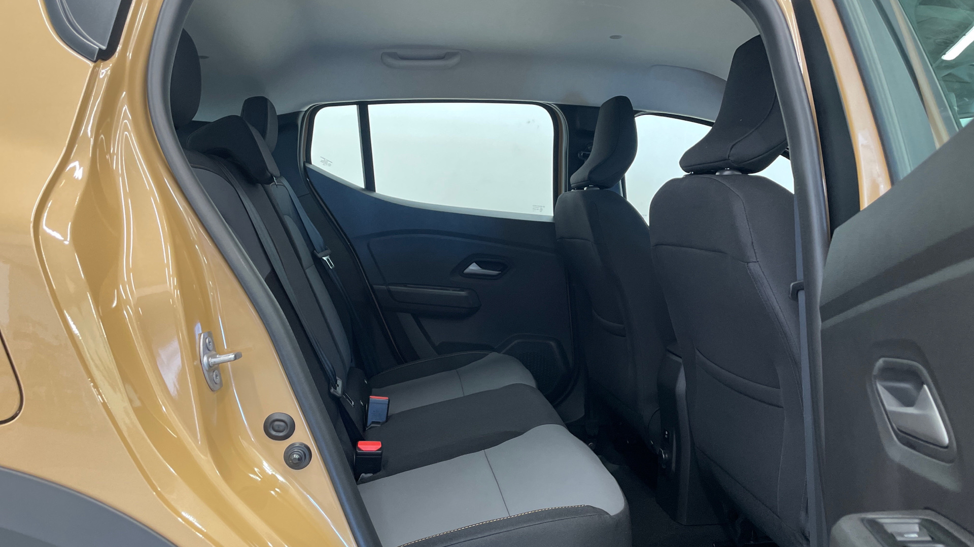 Dacia Sandero ECO-G 100 en Barcelona