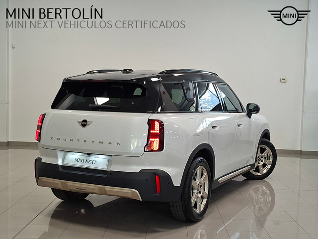 fotoG 3 del MINI MINI Countryman C 125 kW (170 CV) 170cv Gasolina del 2025 en Valencia