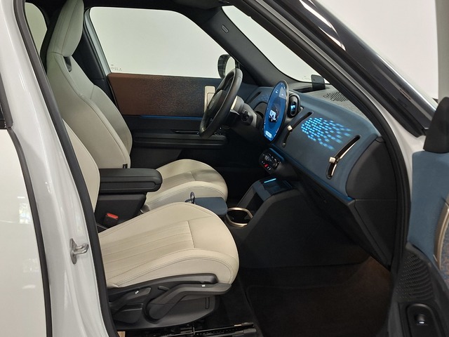 fotoG 17 del MINI MINI Countryman C 125 kW (170 CV) 170cv Gasolina del 2025 en Valencia