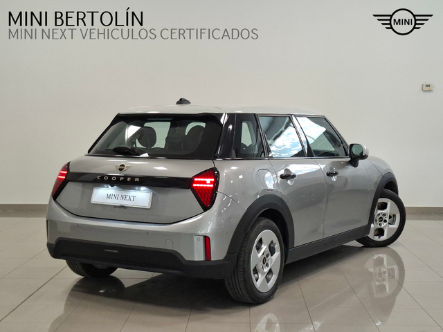 fotoG 3 del MINI MINI 5 Puertas Cooper C 115 kW (156 CV) 156cv Gasolina del 2025 en Valencia