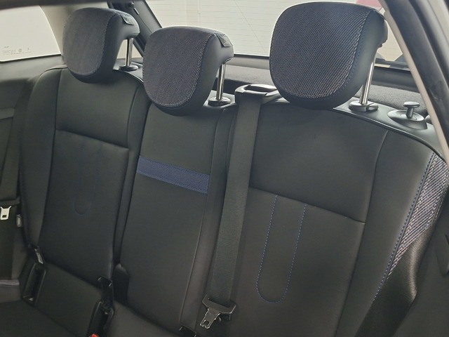 fotoG 8 del MINI MINI 5 Puertas Cooper C 115 kW (156 CV) 156cv Gasolina del 2025 en Valencia