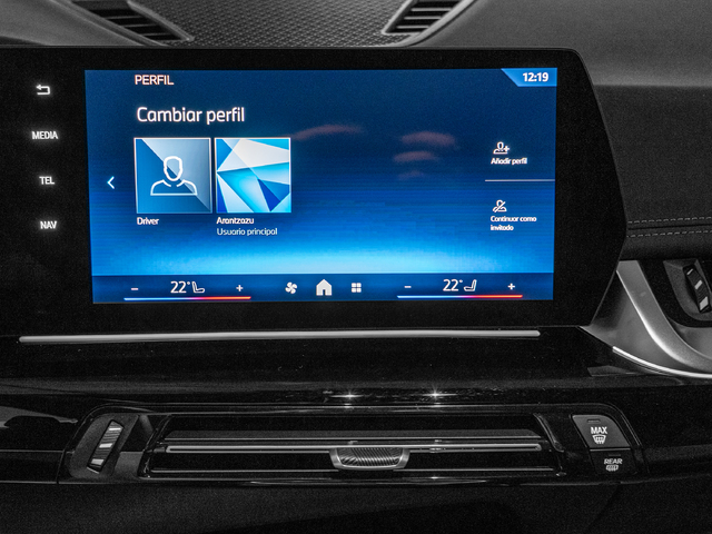 BMW X1 sDrive20d color Verde. Año 2024. 120KW(163CV). Diésel. En concesionario Caetano Cuzco, Alcalá de Madrid