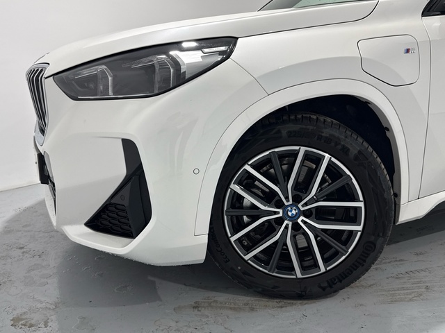 BMW X1 xDrive25e color Blanco. Año 2025. 180KW(245CV). Híbrido Electro/Gasolina. En concesionario Auto Premier, S.A. - MADRID de Madrid