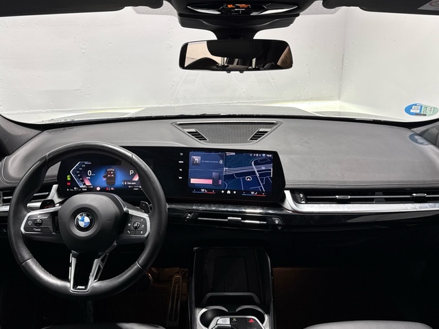 BMW X1 sDrive20d color Negro. Año 2024. 120KW(163CV). Diésel. En concesionario Auto Premier, S.A. - MADRID de Madrid