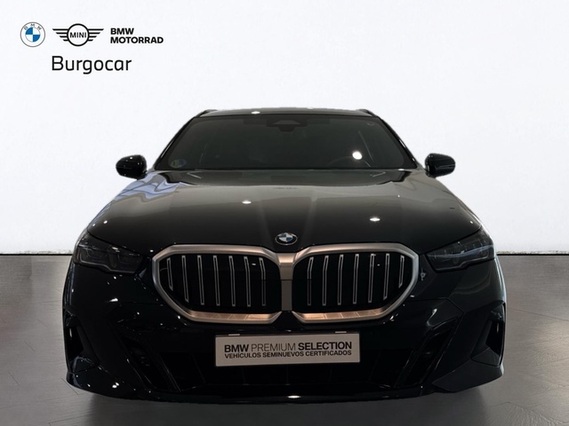 BMW Serie 5 520d Touring color Negro. Año 2024. 145KW(197CV). Diésel. En concesionario Motor Gorbea de Álava