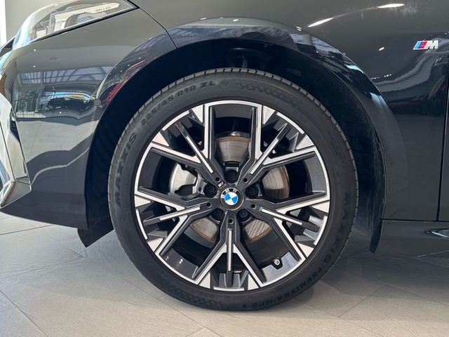 BMW Serie 1 120d color Negro. Año 2025. 120KW(163CV). Diésel. En concesionario Motor Gorbea de Álava
