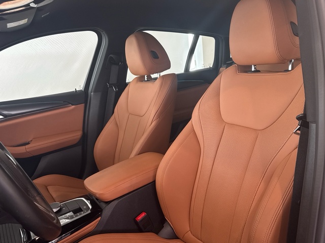 BMW X4 xDrive20d color Gris. Año 2024. 140KW(190CV). Diésel. En concesionario Motor Gorbea de Álava