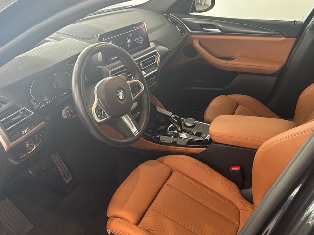 BMW X4 xDrive20d color Gris. Año 2024. 140KW(190CV). Diésel. En concesionario Motor Gorbea de Álava