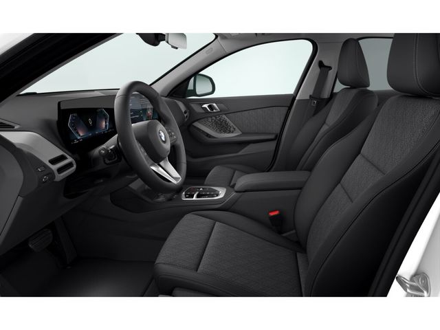 BMW Serie 1 118d color Blanco. Año 2025. 110KW(150CV). Diésel. En concesionario Ceres Motor S.L. de Cáceres