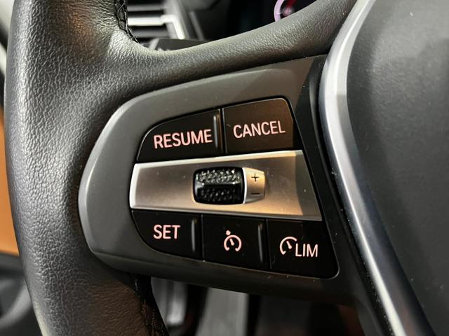 BMW X3 xDrive20d color Blanco. Año 2022. 140KW(190CV). Diésel. En concesionario Unicars Ponent de Lleida