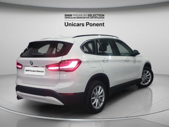 BMW X1 sDrive18i color Blanco. Año 2020. 103KW(140CV). Gasolina. En concesionario Unicars Ponent de Lleida