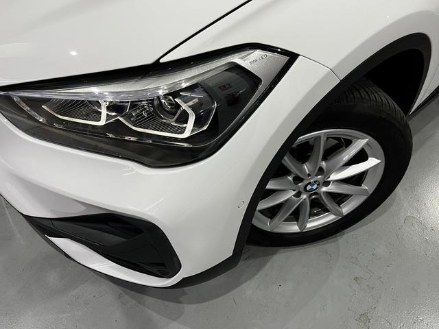 BMW X1 sDrive18i color Blanco. Año 2020. 103KW(140CV). Gasolina. En concesionario Unicars Ponent de Lleida
