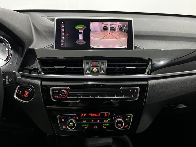 BMW X1 sDrive18i color Blanco. Año 2020. 103KW(140CV). Gasolina. En concesionario Unicars Ponent de Lleida