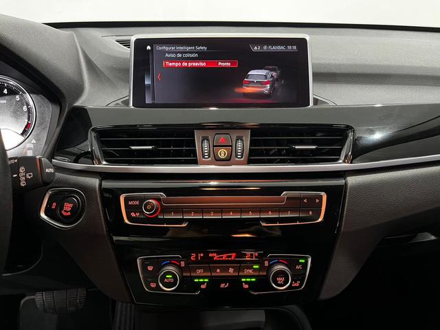 BMW X1 sDrive18i color Blanco. Año 2020. 103KW(140CV). Gasolina. En concesionario Unicars Ponent de Lleida