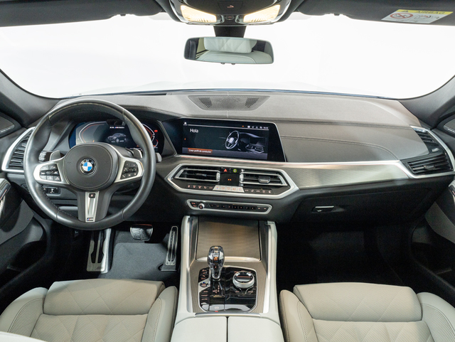 BMW X6 M50i color Negro. Año 2022. 390KW(530CV). Gasolina. En concesionario Oliva Motor Girona de Girona