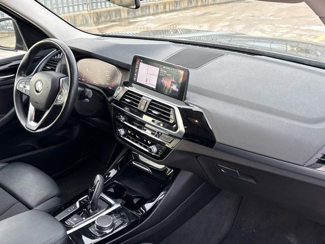 BMW X3 xDrive30d color Negro. Año 2020. 195KW(265CV). Diésel. En concesionario BYmyCAR Madrid - Algete de Madrid