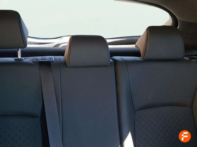 Foto 17 Toyota C-HR 180H Advance Luxury 135 kW (184 CV)