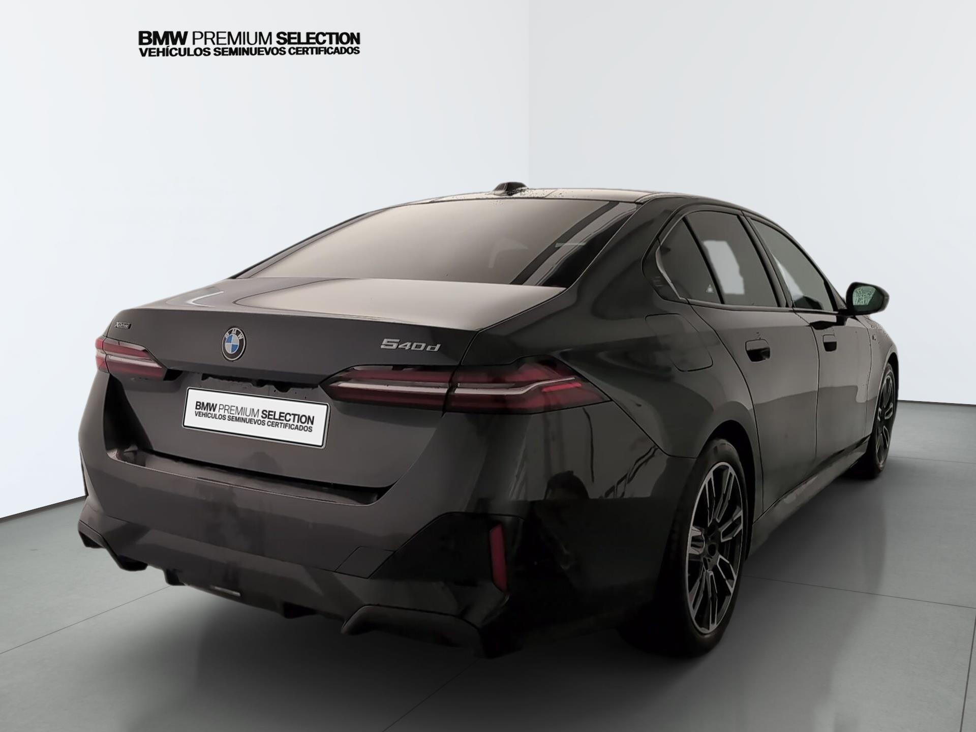 BMW Serie 5 540d color Gris. Año 2025. 223KW(303CV). Diésel. En concesionario Automotor Premium Viso - Málaga de Málaga