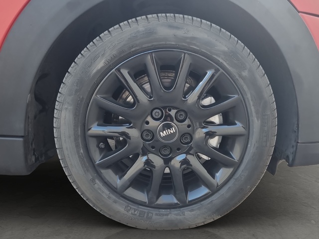 fotoG 22 del MINI MINI 5 Puertas Cooper 100 kW (136 CV) 136cv Gasolina del 2021 en Alicante